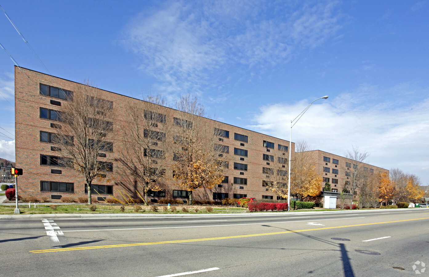 Charles Seivers Towers - Charles Seivers Towers Apartments