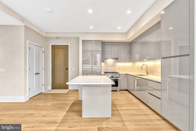 Photo - 7887 Jones Branch Dr Unit 406