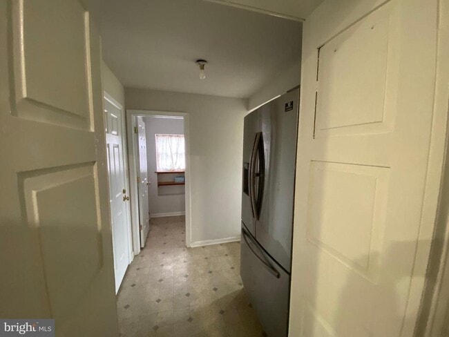 Photo - 2063 Hill Rd