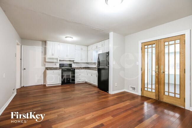 Photo - 10508 East 33rd Terrace S