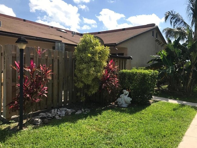 Building Photo - 3603 Waterview Cir Rental