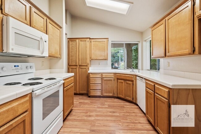 Photo - 3426 W Dovewood Ave