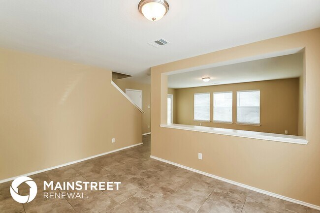 Photo - 10 Basin Elm