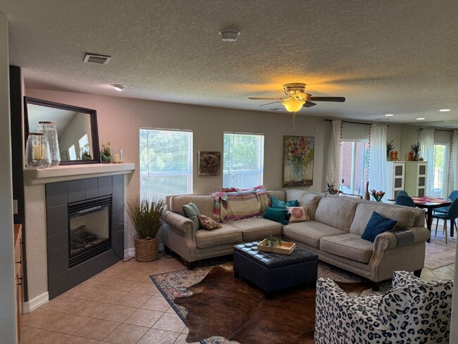 Photo - "Charming 3-Bedroom Duplex in Castle Rock - Spacious 1806 Sq Ft, 2.5 Baths!"