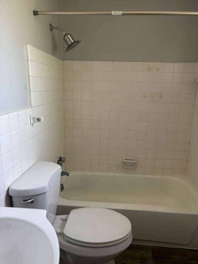 Photo - 40 Burton Hills Blvd Unit BITER INVESTMENT #2