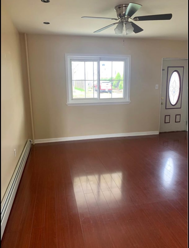 Photo - 382 E Grove St