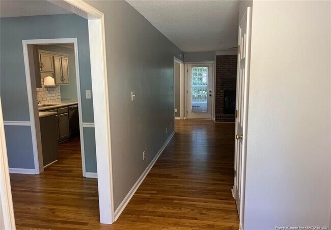 Photo - 7085 Tollhouse Dr