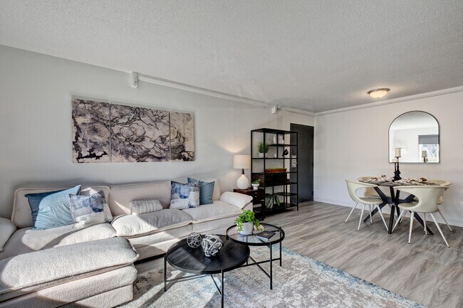 GoodHomes Groton