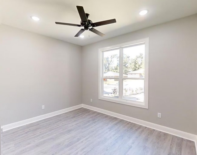 Photo - 10805 Kiamichi Dr