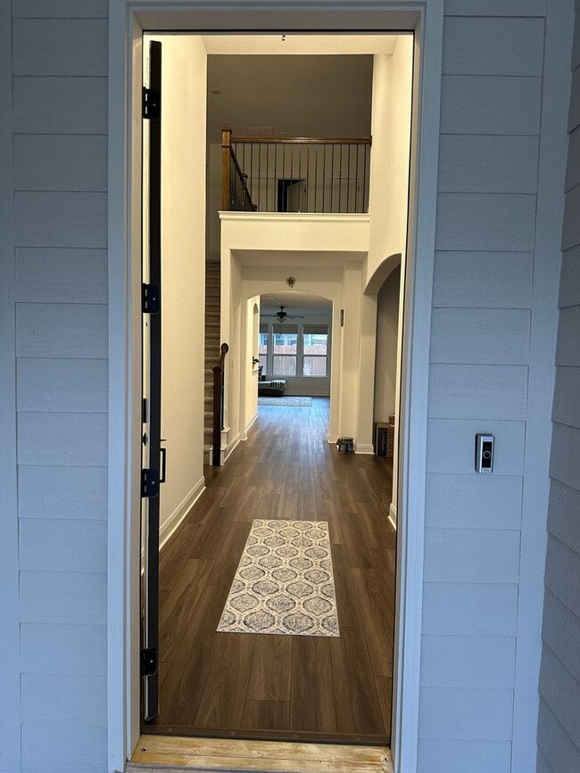 240 Canyoncrest Wy