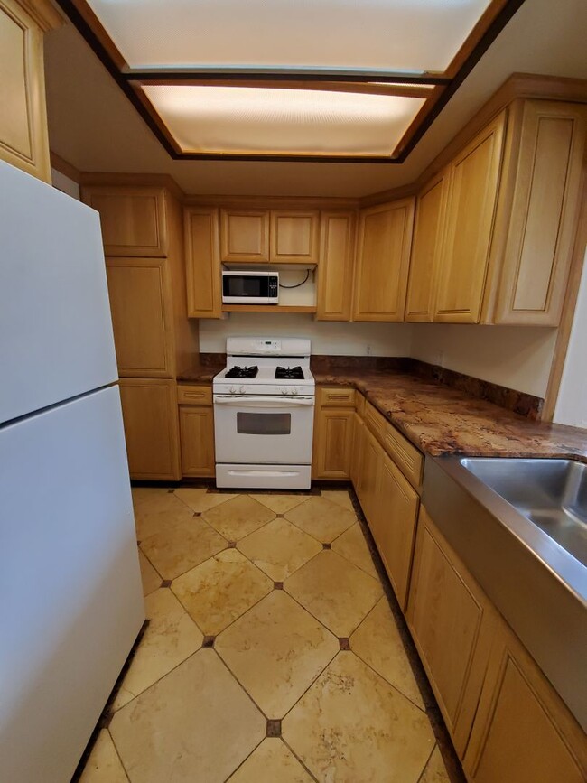 Photo - Spacious 4bd/2ba House Near Laguna Lake