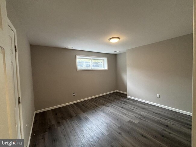 Photo - 10025 Fair Wds Dr Unit 143