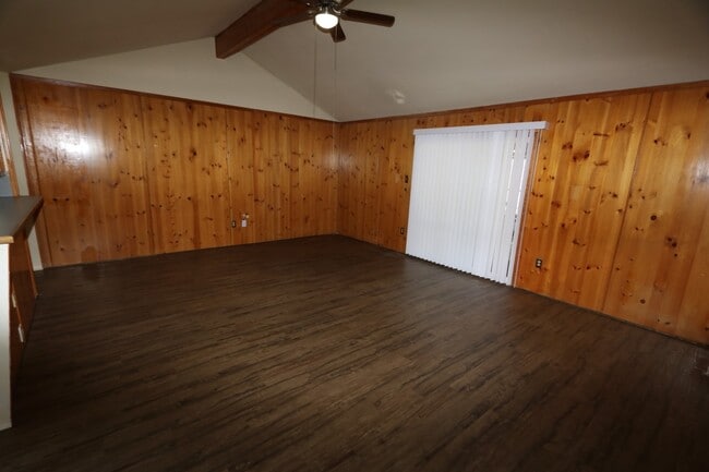 Photo - 1607 Chilton Ln