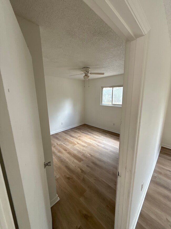 Photo - 1326 N Frye Ave Unit I