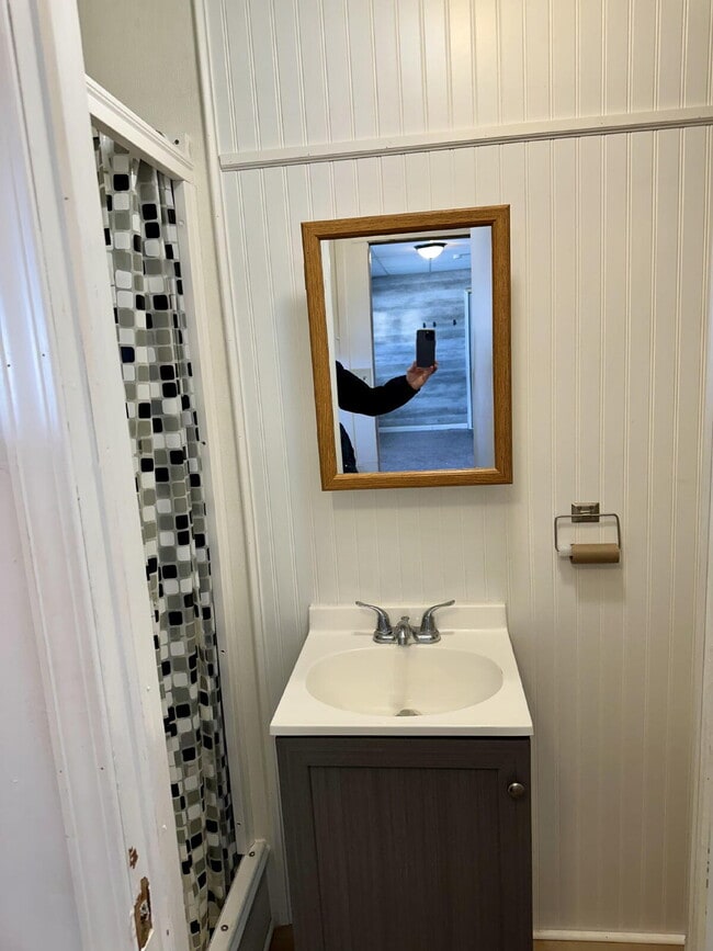 Photo - "Charming Studio Retreat with Modern Comforts in Virginia, MN!" Unit # 4