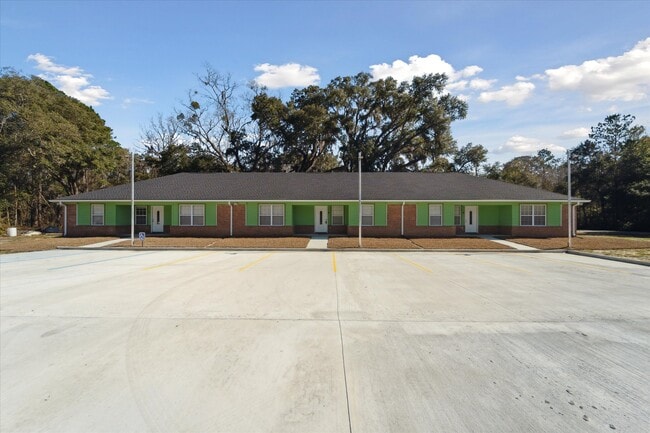 Building Photo - Hudson Estate