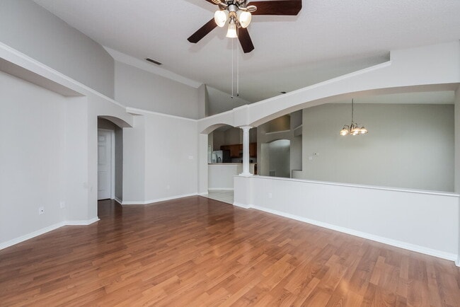 Photo - 2511 Shelby Cir