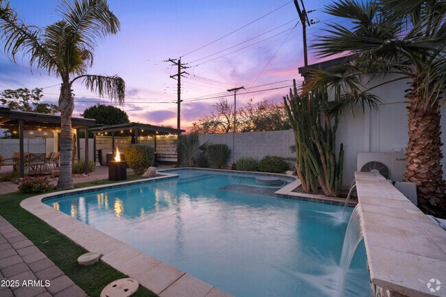 Building Photo - 2240 N 74th Way Rental