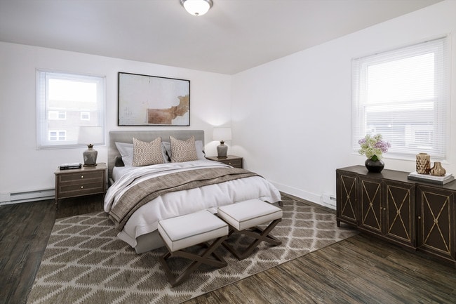 Photo - Perrywood Apartments