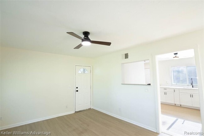 Photo - 31776 Arenac Ct
