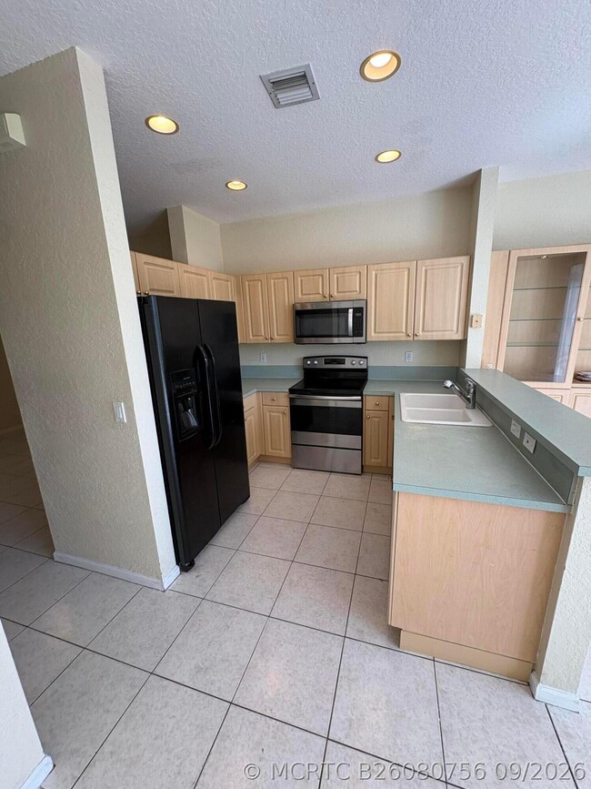 11756 NW 47th Dr