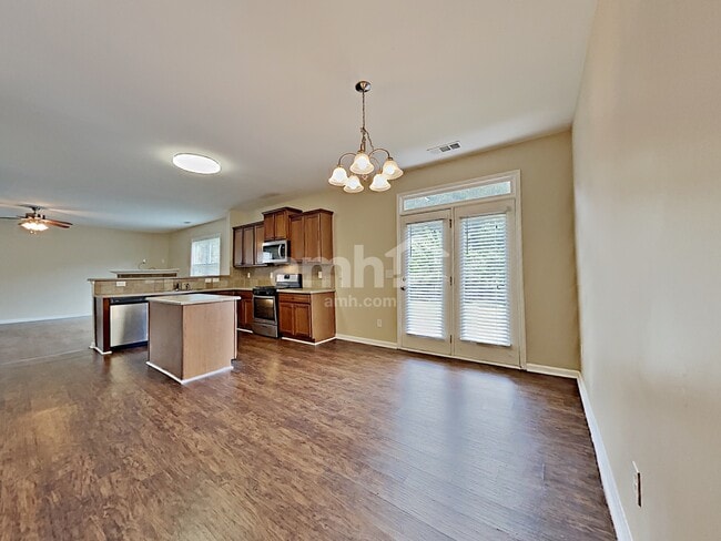 Photo - 55 Palisades Dr