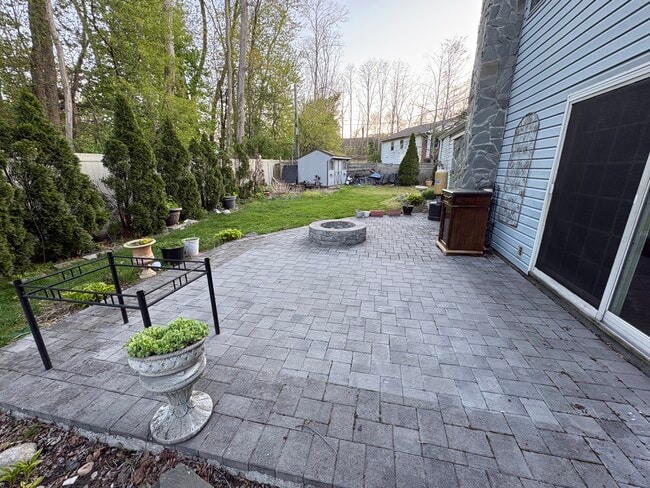 Photo - 30 Dumond Pl
