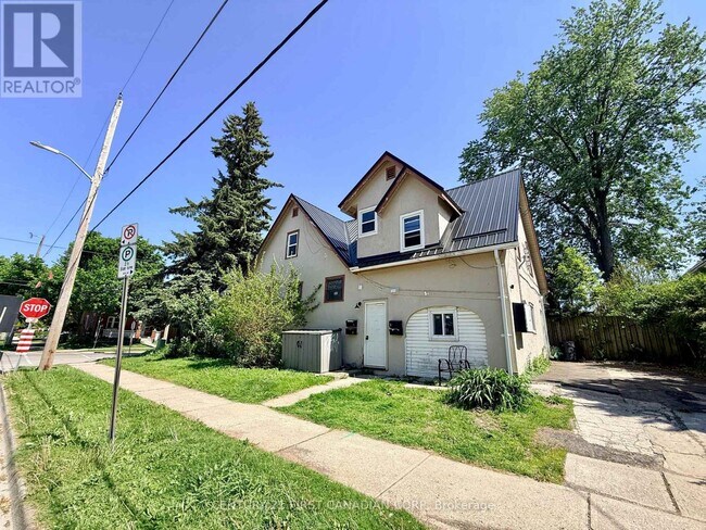 Photo - 363 Ashland Ave Unit #1