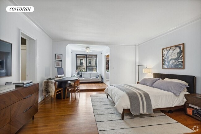 Building Photo - 420-424 Central Prk W Rental