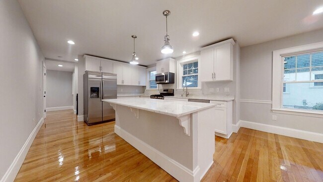 Building Photo - 31 Grafton St Unit 1