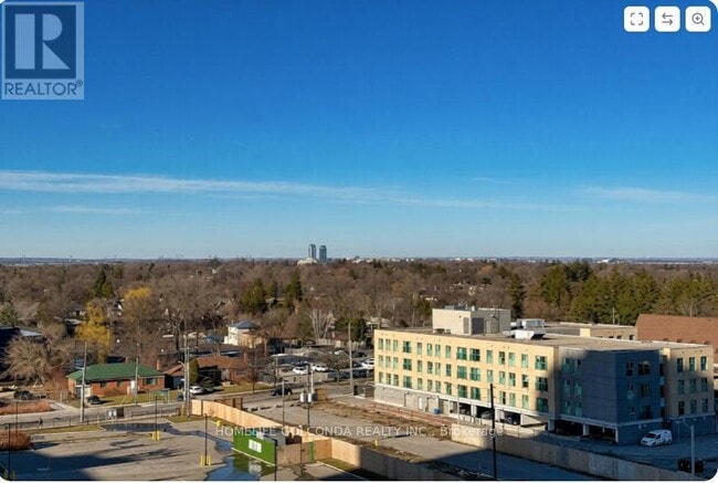 Photo - 7 Golden Lion Heights Unité N543