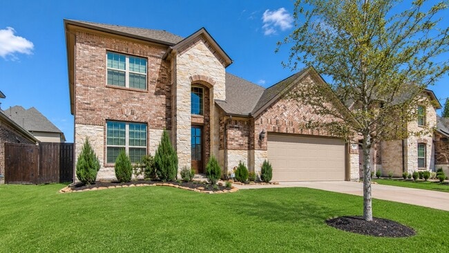 Photo - 4411 Woodridge Dr