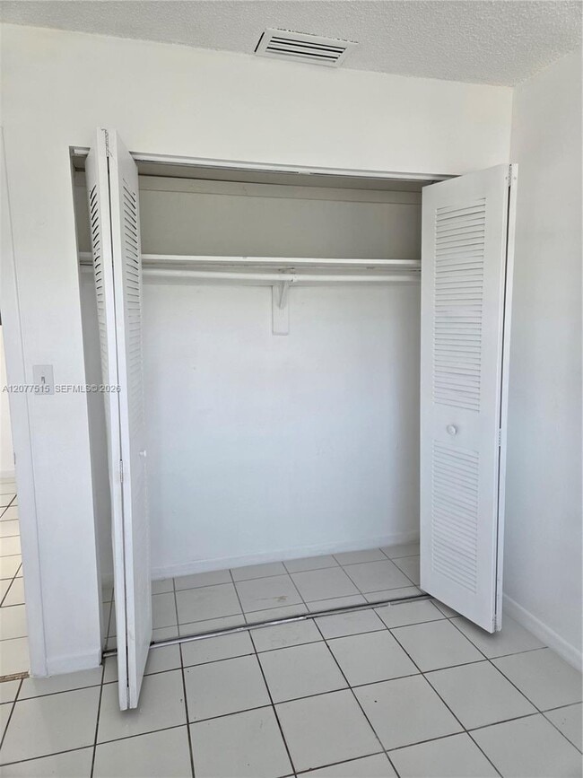 4030 SW 61st Ave Unit 8