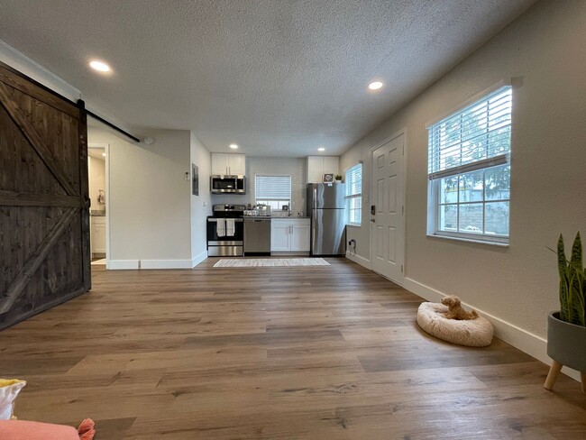 Photo - The Juliette