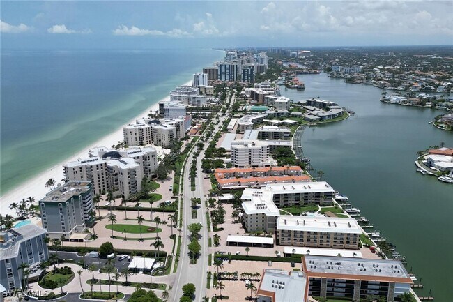 Photo - 3000 Gulf Shore Blvd N Unidad 213