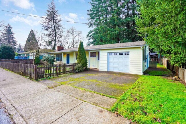 Photo - 4275 Lilly Ave SE