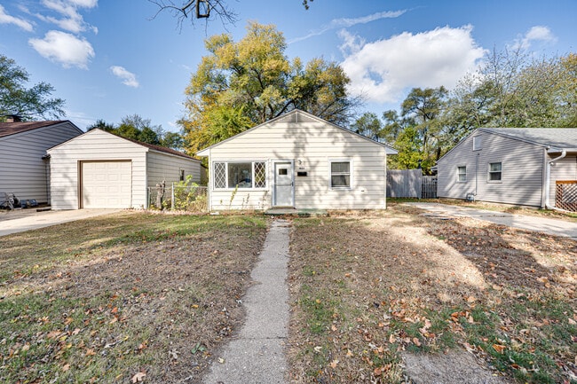 Photo - 1823 Overdene Ave