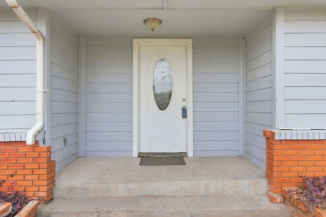 Photo - 2411 Leffingwell St