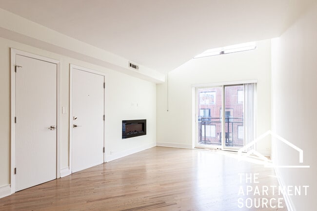 Photo - 936 W Grace St