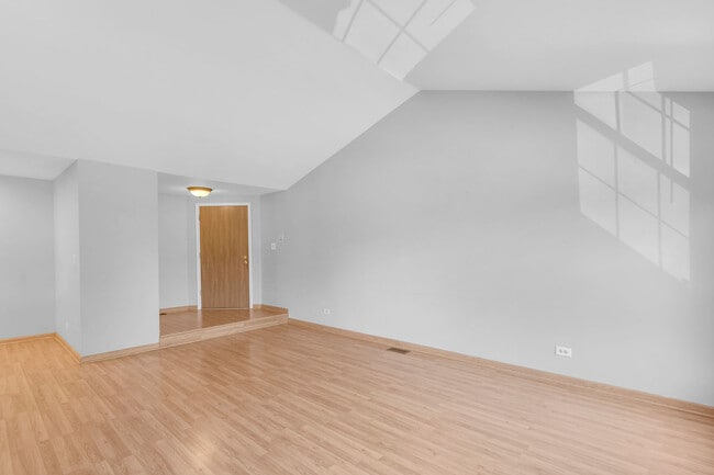 Photo - 1214 Ballantrae Pl Unit E