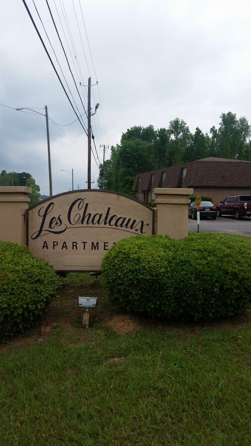 Les Chateaux Apartments - Les Chateaux Apartments