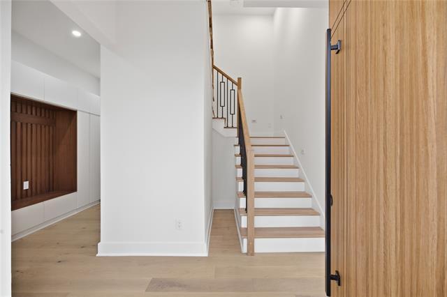 Photo - 4220 Munger Ave