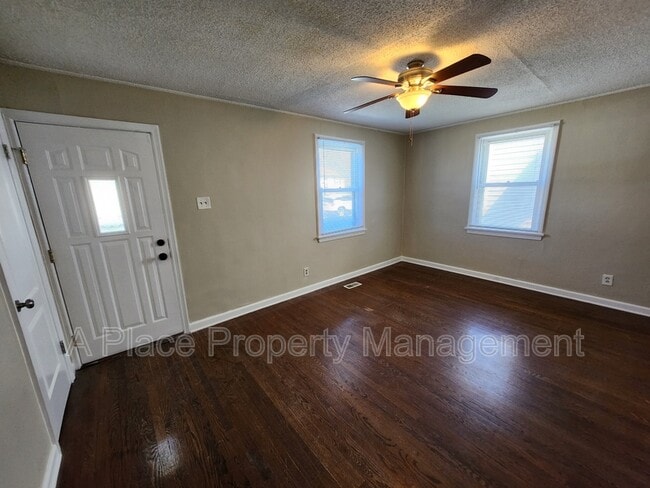 Photo - 9416 Kathlyn Dr