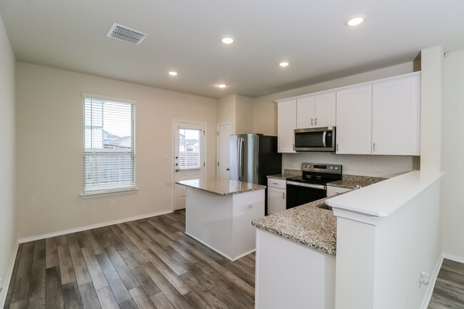 The Corridor at Sunset Oaks Rental Homes