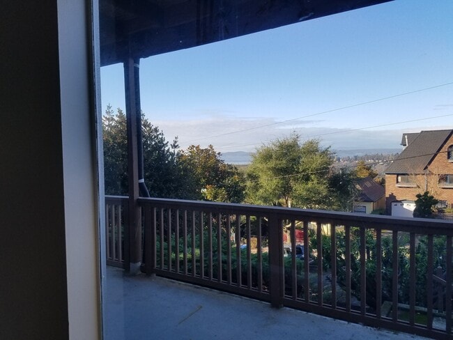 Photo - 1948 8th Ave W Unit 1946