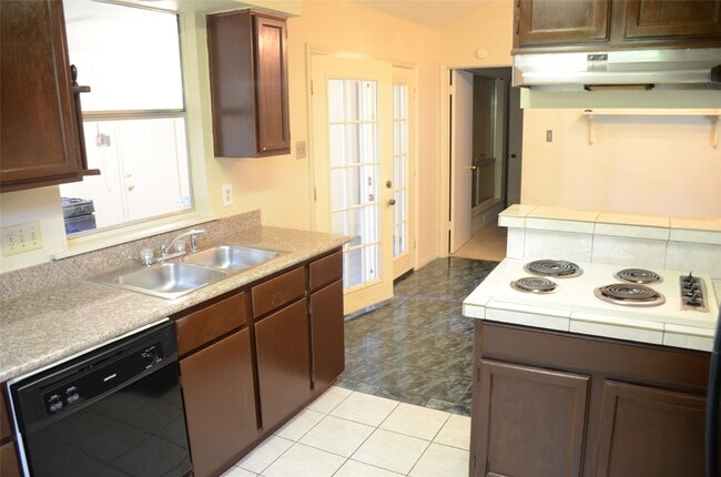 Photo - 10807 Emery Dr