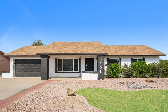 Photo - 1228 N Freestone Cir House