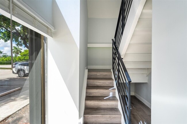 Photo - 6211 SW 116th Pl