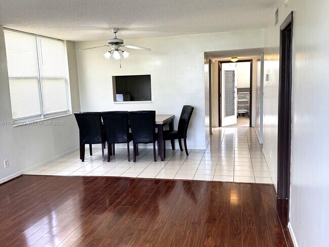 Photo - 6870 Royal Palm Blvd Unidad 117M