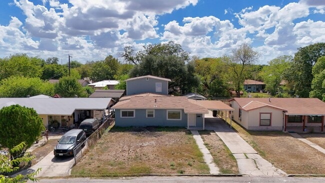 Photo - 250 Arapahoe Dr